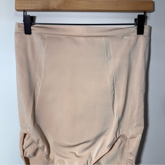 SPANX High-Waisted Brief Shapewear Size 2x - Picture 4 of 10